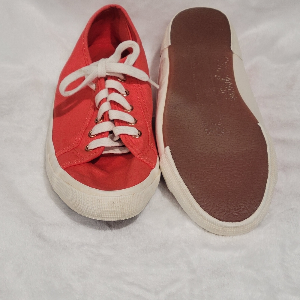 Old Navy Peach Shoes - Picture 8 of 9